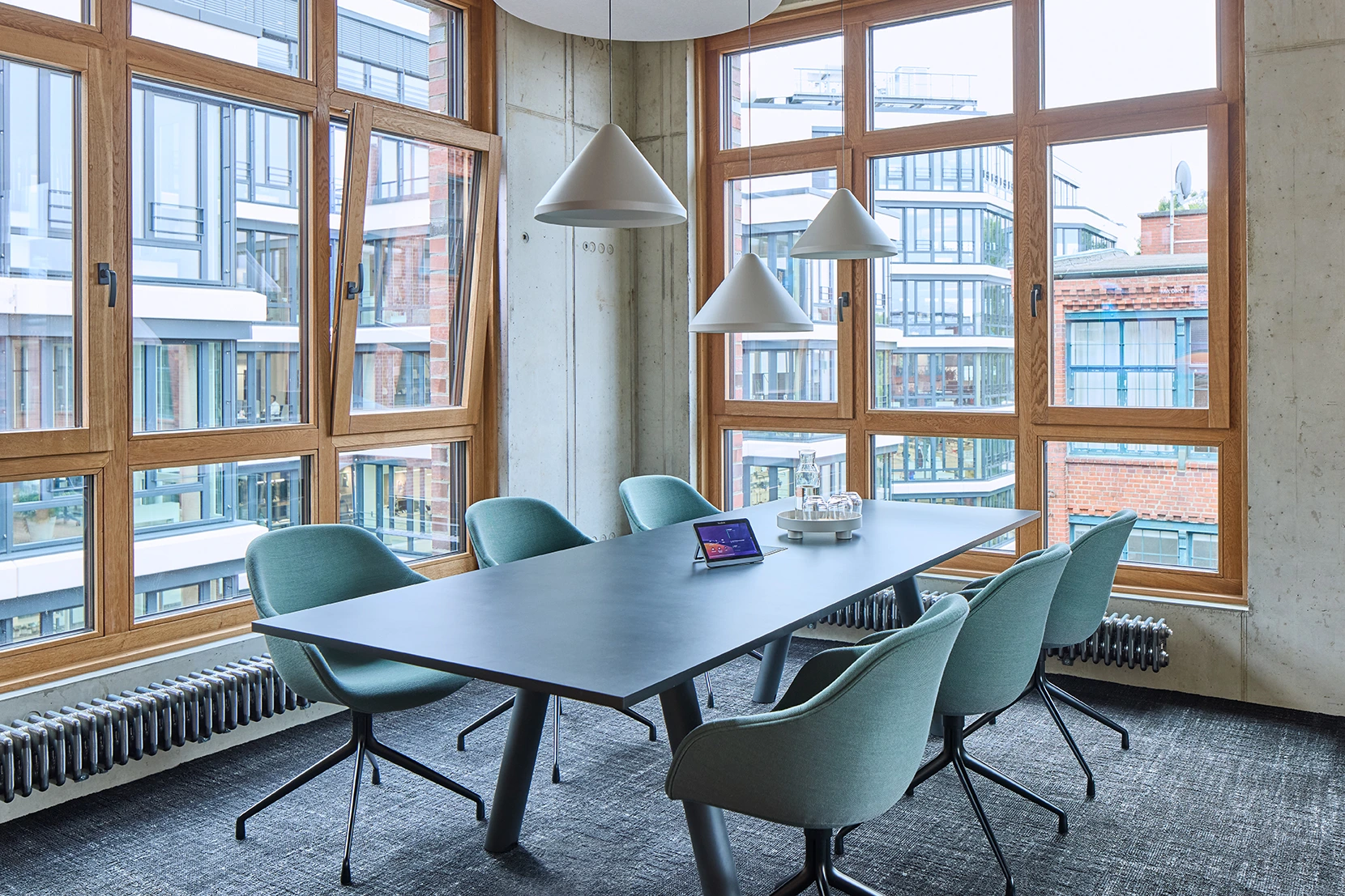 Konferenzraum im Industrial Look